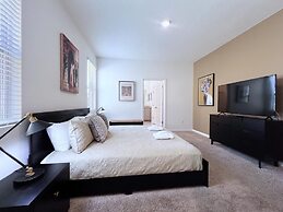 Beautiful 5 Bed Pool Home With Game Room-7543ol 5 Bedroom Home