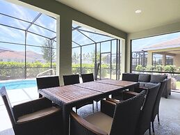 Beautiful 5 Bed Pool Home With Game Room-7543ol 5 Bedroom Home