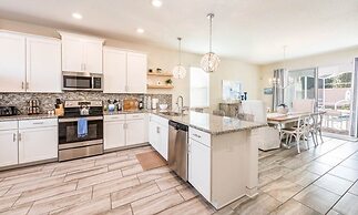 Spacious 5 Bed Pool Home With Game Room-1544mvd 5 Bedroom Home