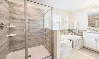 Spacious 5 Bed Pool Home With Game Room-1544mvd 5 Bedroom Home