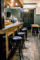 Hillside Hotel & Restaurant