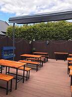 Hillside Hotel & Restaurant