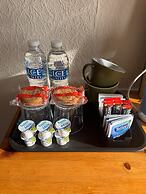 Hillside Hotel & Restaurant