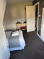 Hillside Hotel & Restaurant