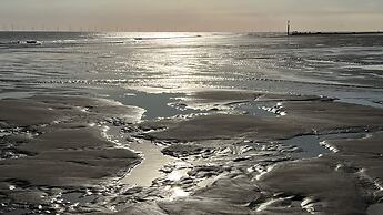 Beachcomber Cabin, Dog Friendly - Anderby Creek