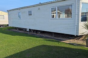 Beachcomber Cabin, Dog Friendly - Anderby Creek