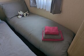 Beachcomber Cabin, Dog Friendly - Anderby Creek