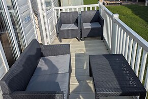 Beachcomber Cabin, Dog Friendly - Anderby Creek