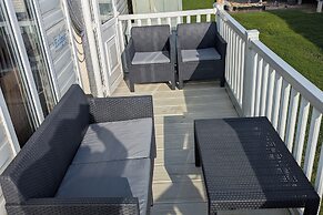 Beachcomber Cabin, Dog Friendly - Anderby Creek