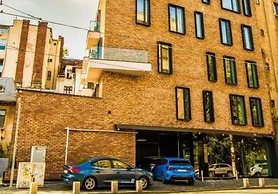 Central Carol ApartHotel