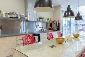 Student Only The Barn