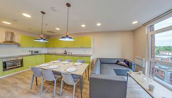 Student Only The Barn