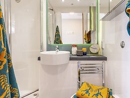 Student Only The Barn