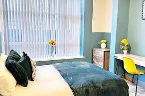 Oak Suite - 2 Bed - Sleeps 4 - Central Blackpool