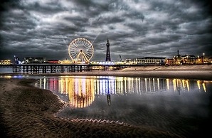 Oak Suite - 2 Bed - Sleeps 4 - Central Blackpool