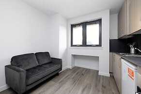 JOIVY Chic Studio near Holyrood Park