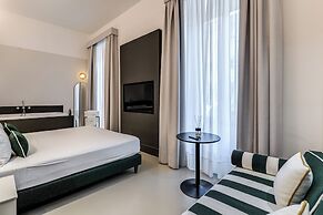 Ad Aram Suites