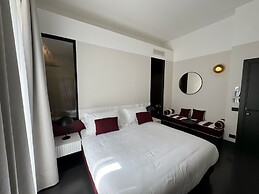 Ad Aram Suites