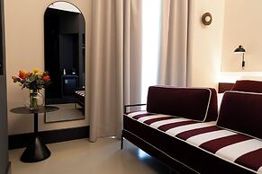 Ad Aram Suites