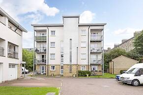 Elegant Flat with Balcony