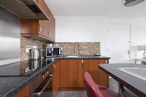 Elegant Flat with Balcony