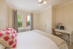 New 2bed - 20min to London - Free Parking - Petsok