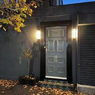 New 2bed - 20min to London - Free Parking - Petsok