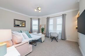 New 2bed - 20min to London - Free Parking - Petsok