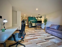 Nomadic Suites
