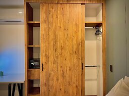 Nomadic Suites