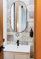 Nomadic Suites