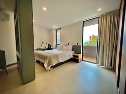 Nomadic Suites
