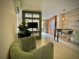 Nomadic Suites