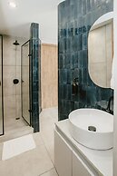 Nomadic Suites