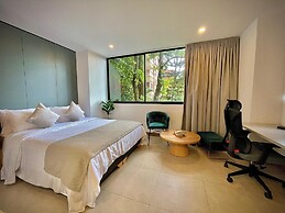 Nomadic Suites