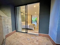 Nomadic Suites
