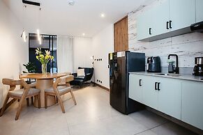 Nomadic Suites