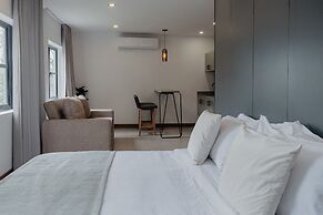 Nomadic Suites