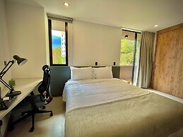 Nomadic Suites