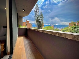 Nomadic Suites
