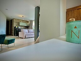 Nomadic Suites