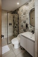 Nomadic Suites