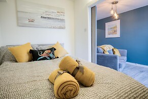Driftwood Den - 1 Bedroom Apartment - Saundersfoot