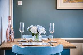 Driftwood Den - 1 Bedroom Apartment - Saundersfoot