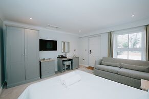 First Light Hotel