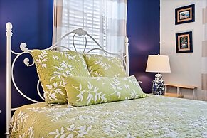 Captains Cottage Sleeps 6!