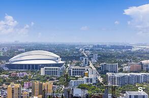 Chic Downtown Retreat 1BR Apartment