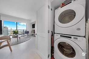 Chic Downtown Retreat 1BR Apartment