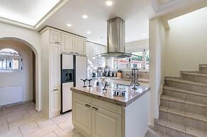 Villa Melia Athenian Riviera