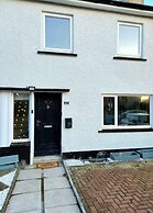 Quirky 2-Bed with Free Parking